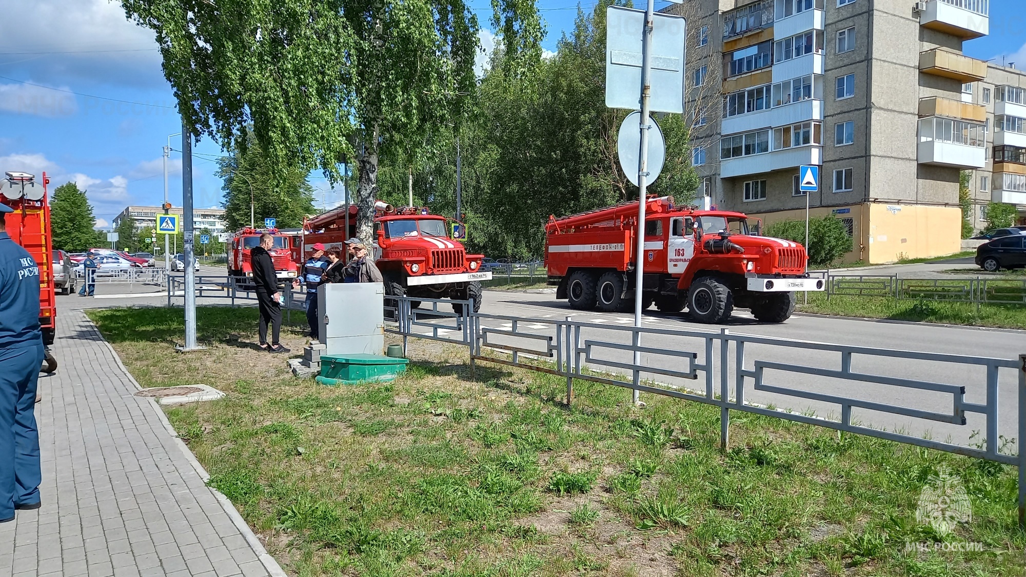 Внимание! Пожарная тревога!»: огнеборцы ликвидировали условный пожар в  здании спортивного комплекса - Новости - Главное управление МЧС России по  Свердловской области