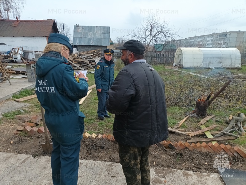 Инспектора госпожнадзора Свердловской области ежедневно выявляют нарушителей особого противопожарного режима