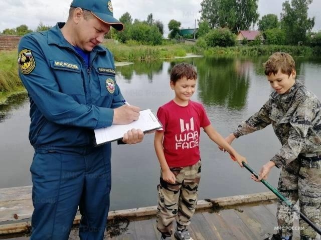 Жителям Среднего Урала напомнили о соблюдении мер безопасности при отдыхе на водоемах