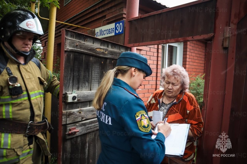 Спасатели напомнили свердловчанам, как безопасно подготовить жилье к отопительному сезону